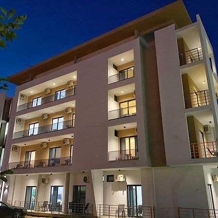 Aparthotel Supreme Luxury Ulcinj Esterno foto