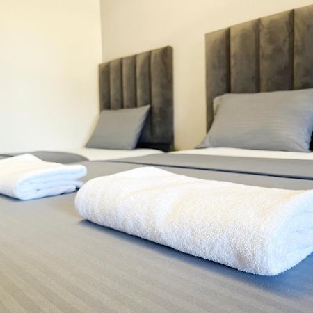 Aparthotel Supreme Luxury Ulcinj Esterno foto