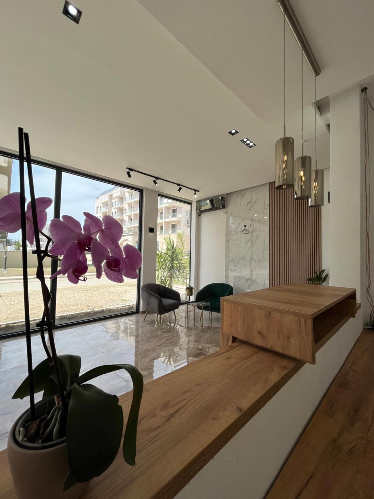 Aparthotel Supreme Luxury Ulcinj Esterno foto